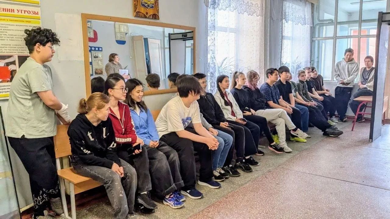 В пятницу в МБОУ"Ш-ИСОО п. Провидения" состоялось мероприятие, посвящённое  Всероссийск...