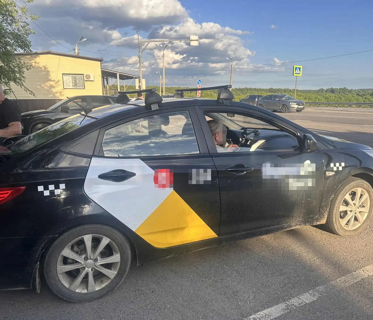 ⚡"ПОСТОЯННЫЙ КЛИЕНТ"
👮‍♂️В ходе совместного рейда судебных приставов отделения по взысканию админис