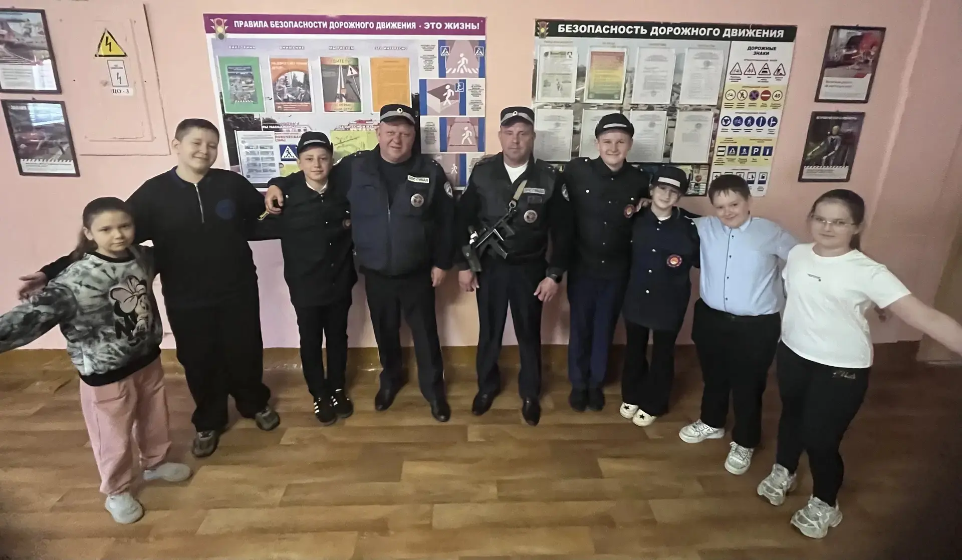 Ежегодно в России 25 мая отмечается День образования службы пропаганды безопасности дор...