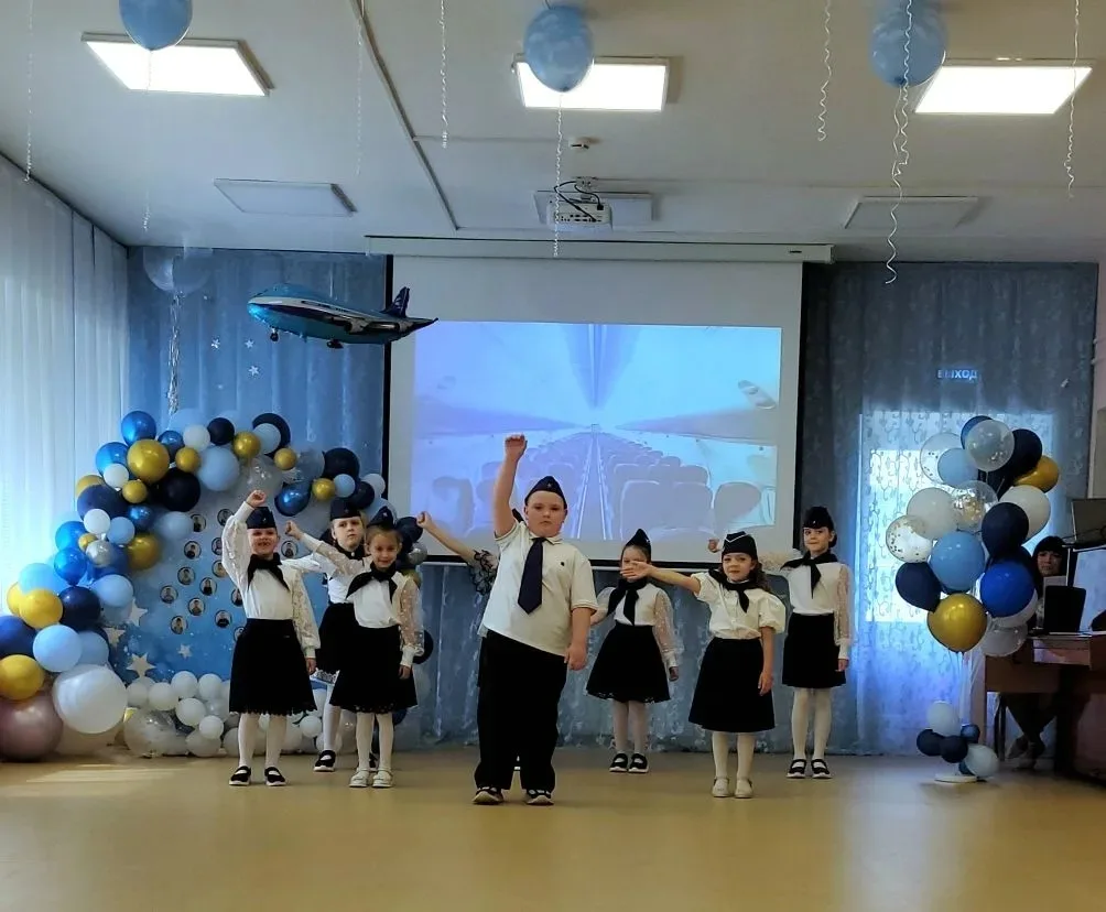 🎓  28 мая в нашем детском саду прошел Выпускной бал для детей подготовительной группы.