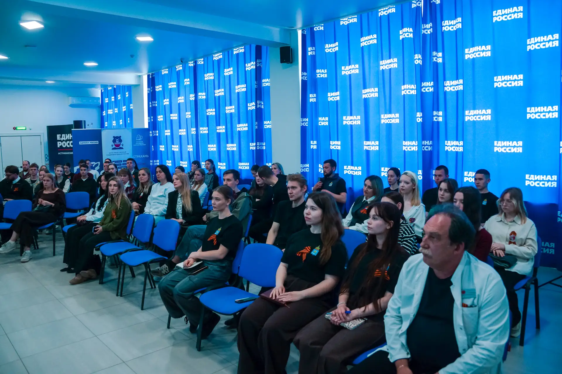 В штабе общественной поддержки Единой России состоялось обучение волонтерского корпуса шествия «Бесс