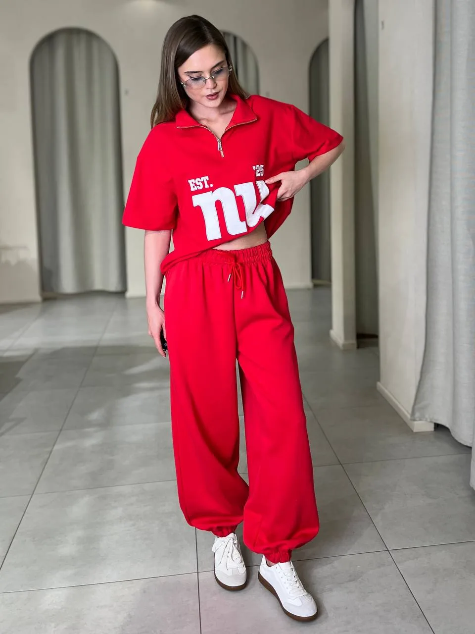 Собираем костюм из легкой ткани❤️

• футболка - 1 690₽
• брюки - 2 290₽

Телефон менеджера SHOPDAANN