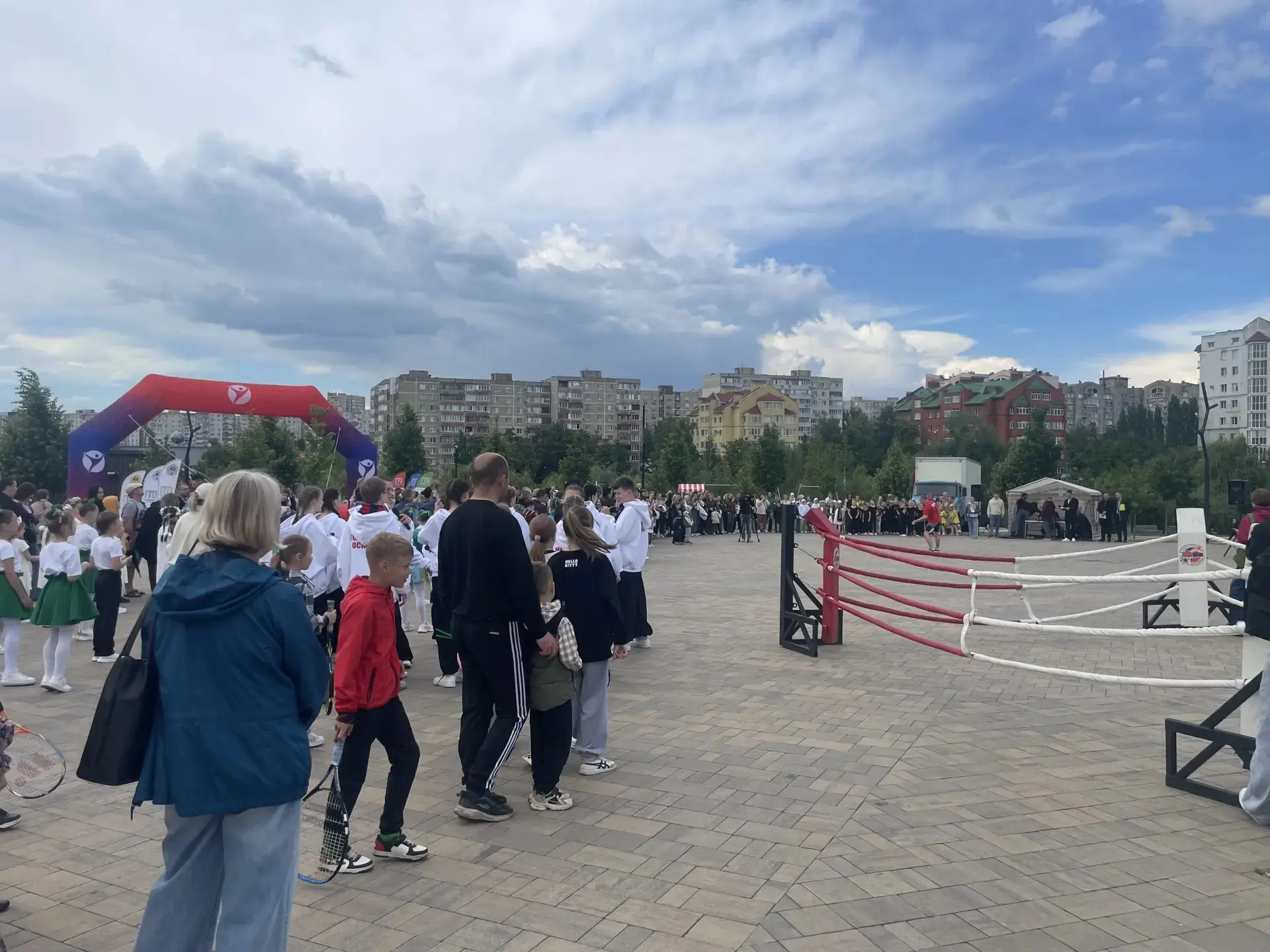 ⚡️ Спорт в каждый двор: наш город становится активнее!

1 июня в парке «Зелёный лог» состоялось торж