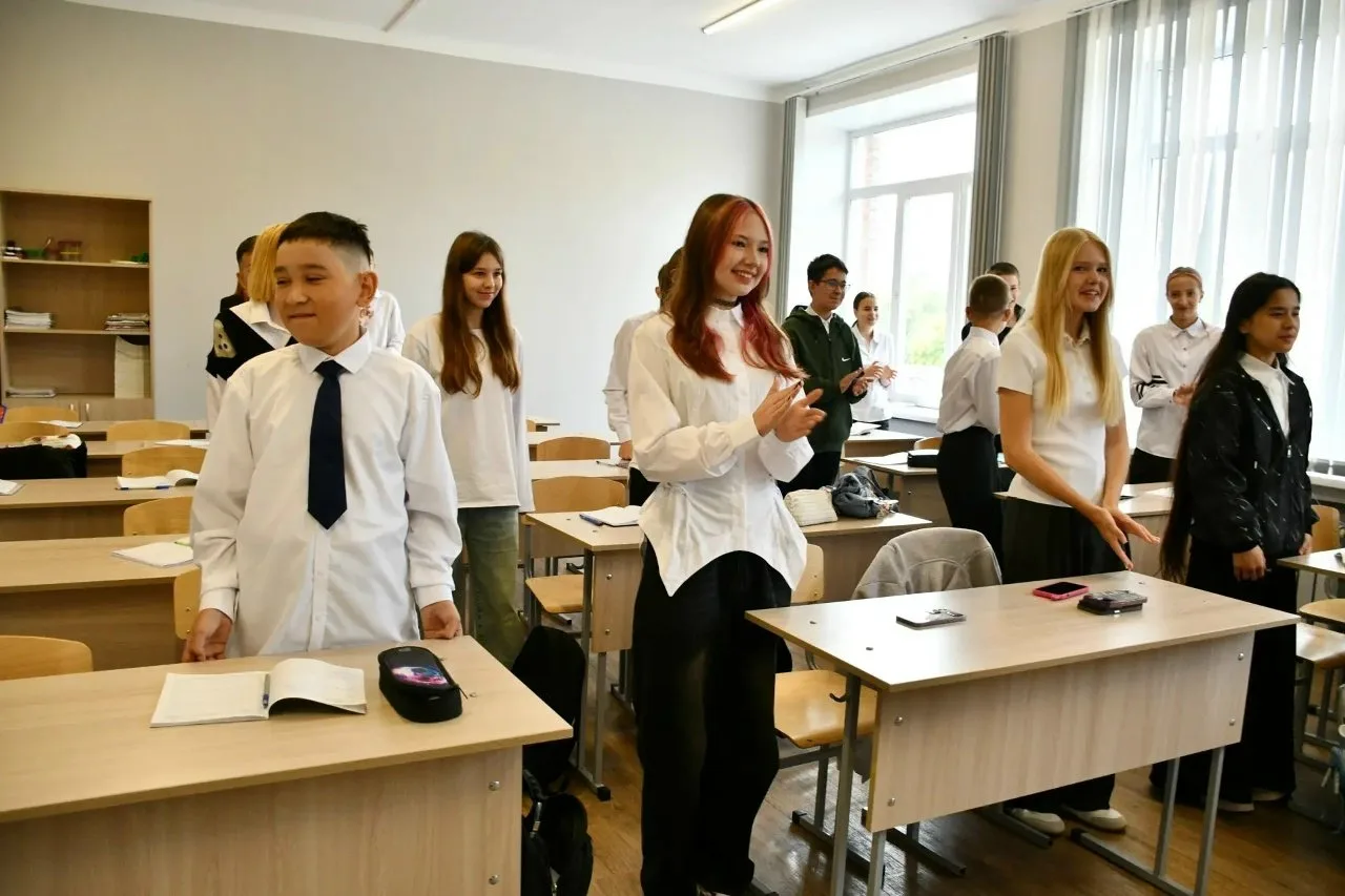 📝 Оценки за поведение уже ставят: 11 школ Новосибирска в пилоте