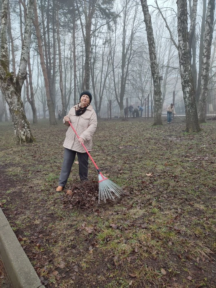 ☔Сегодня, несмотря на непогоду, дружный коллектив учителей нашей школы вышел на общегородской суббот