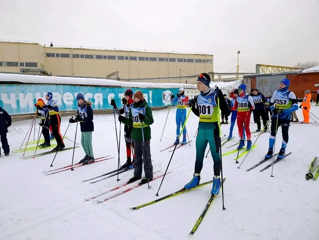 УЧЕНИКИ В #МАОУСОШ222  🥈Серебро на Зимнем фестивале ГТО: успех команды школы №222!  9 и 10 февраля с