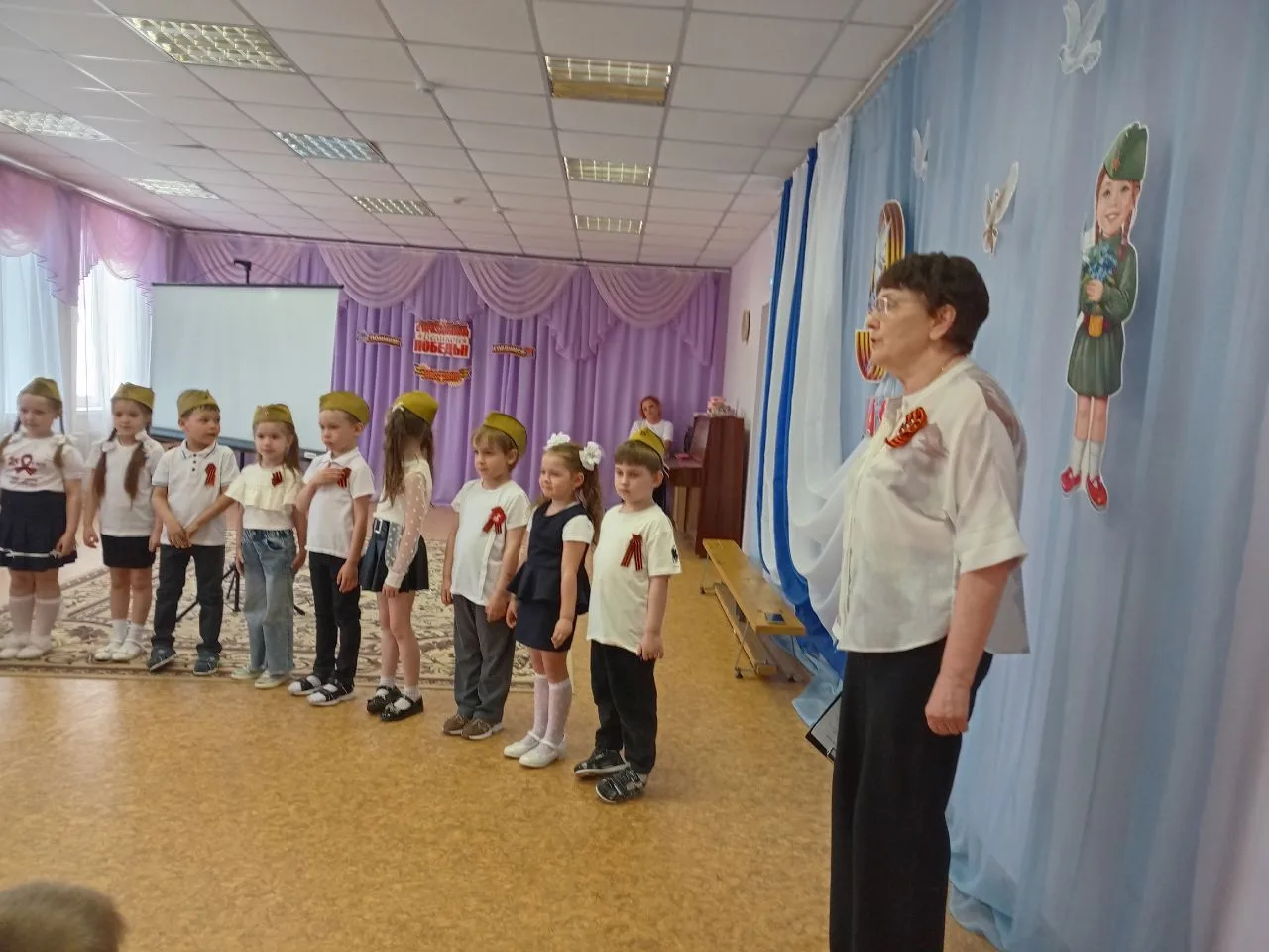 В старшей и подготовительной группах прошло торжественное мероприятие, посвящённое Дню ...