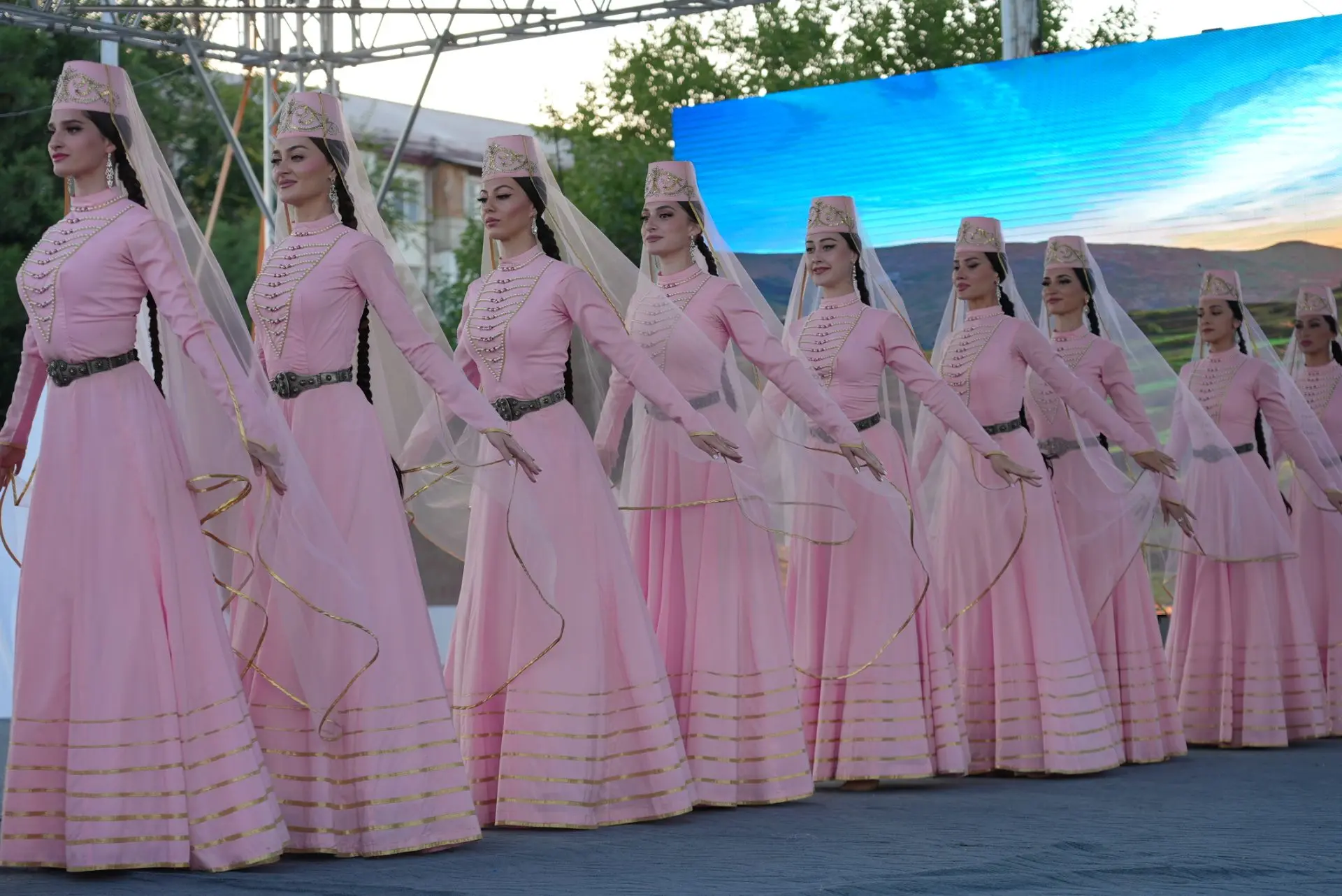 Праздник языков и культур в Каспийске!