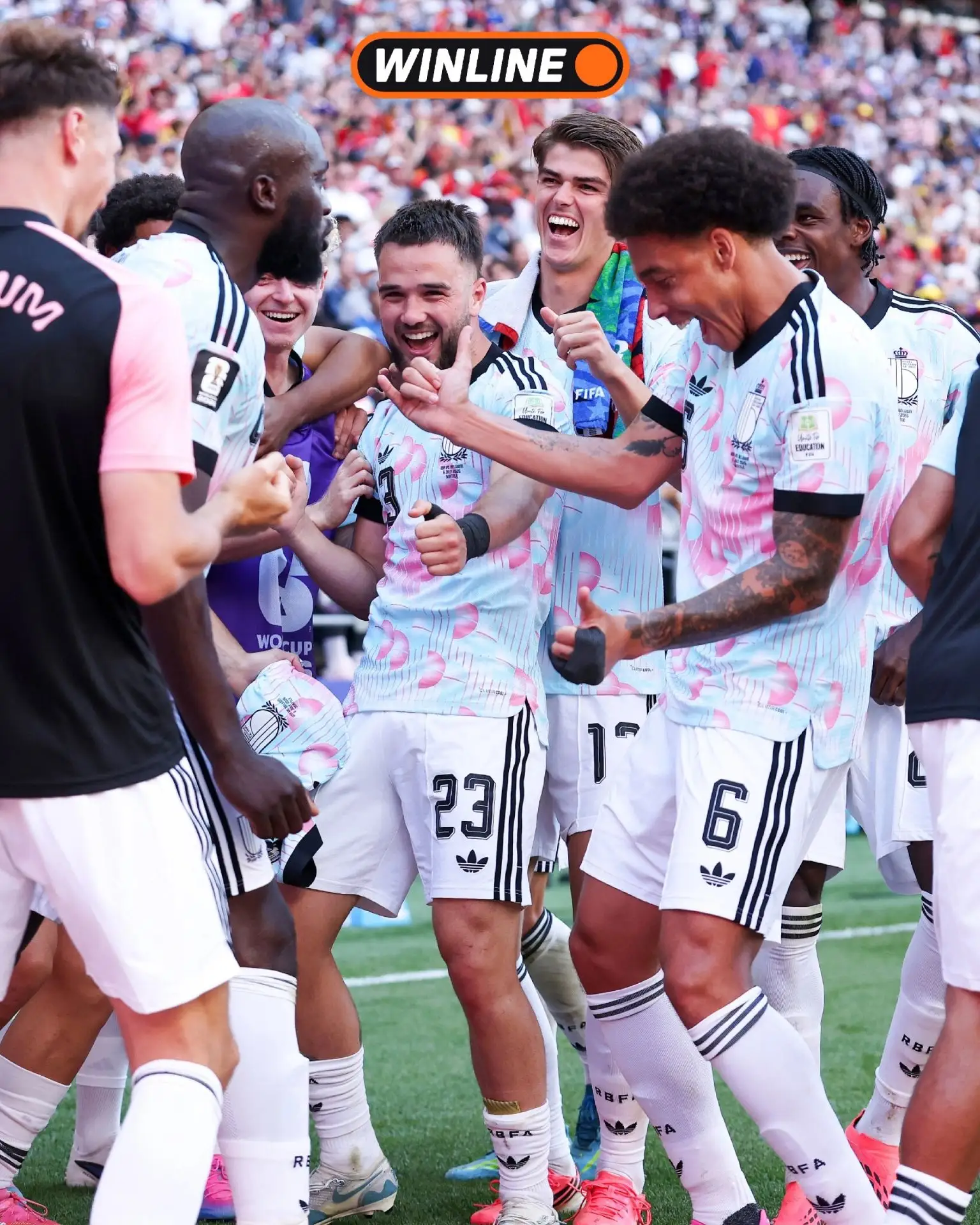 Все страны-хозяйки чемпионата мира попрощались с турниром 👋⚽️
