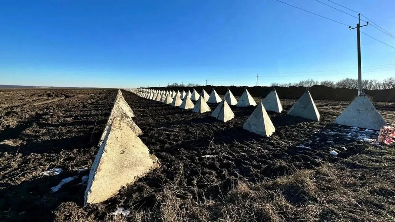В Курской области задержали сотрудника Минобороны, ответственного за приёмку оборонител...