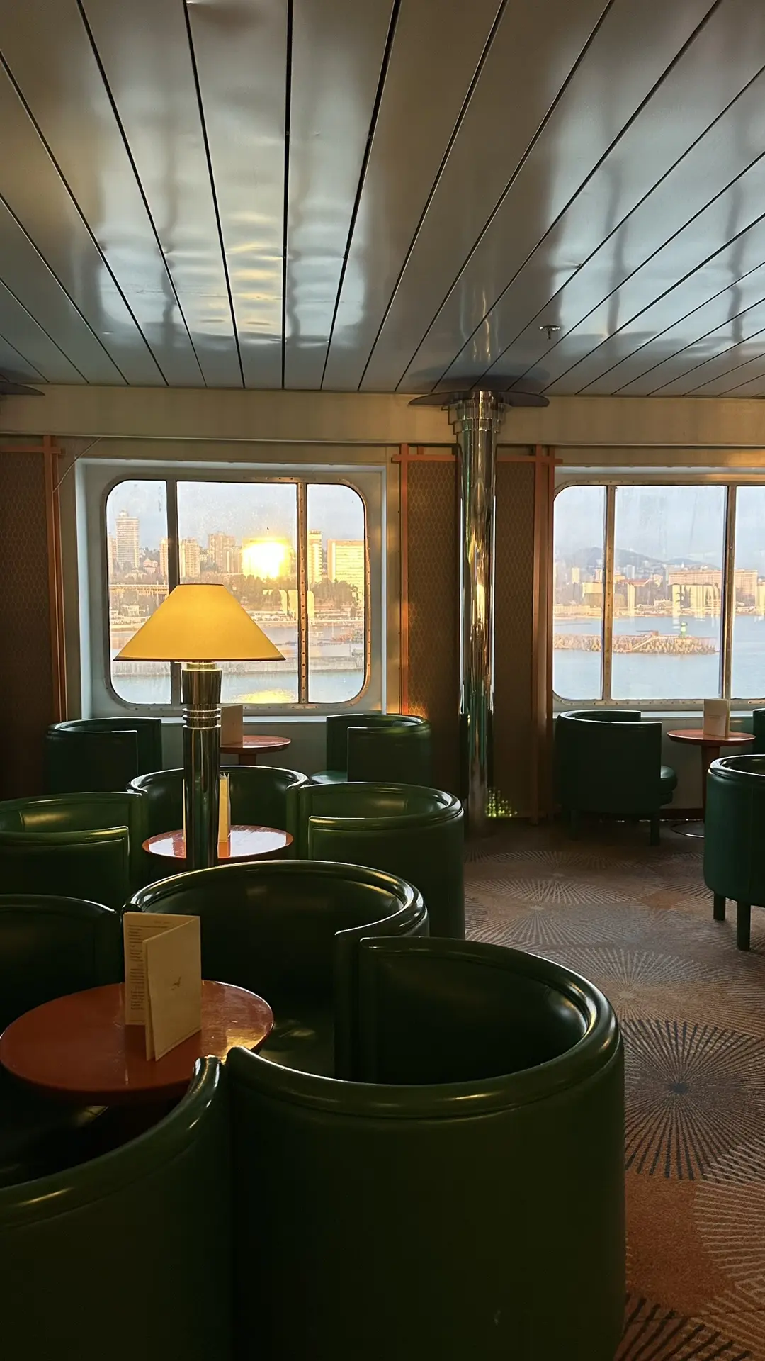 Приглашаю вас вместе со мной на борт лайнера #AstoriaGrande🛳️ Занимайте свои каюты, будет интересно✨