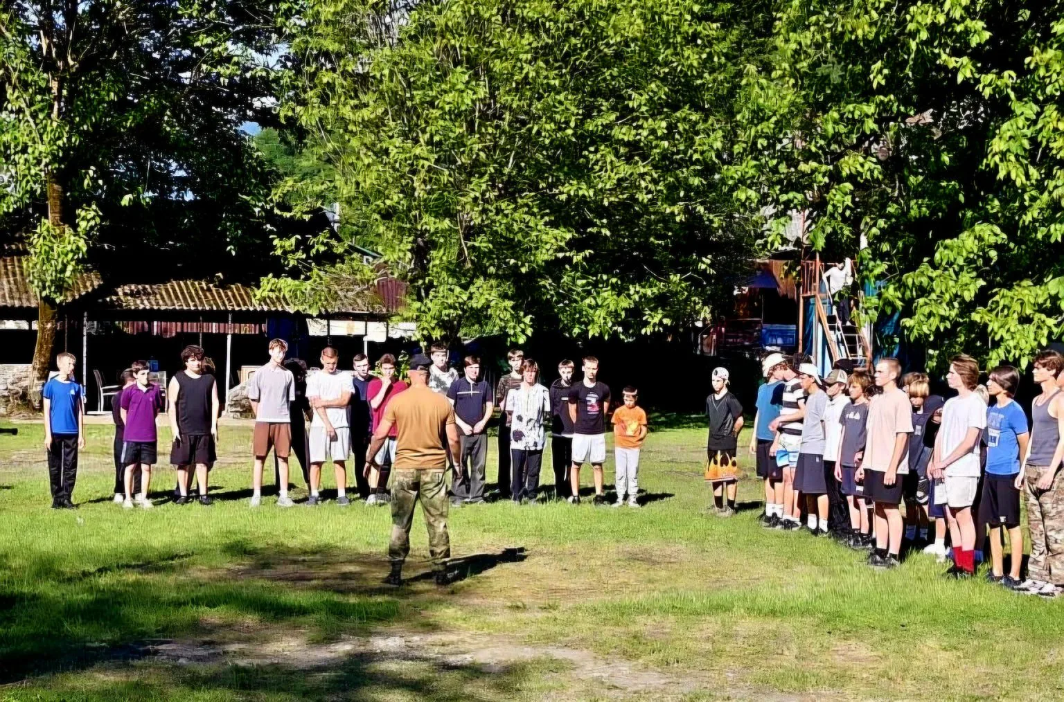 «Спарта не отдыхает: хроники Солох-Аула» 🏕️⚔️