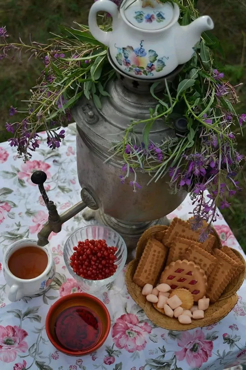 доброе утро, мои золотые ❤️

что-то в последнее время душа требует ТАКОГО!