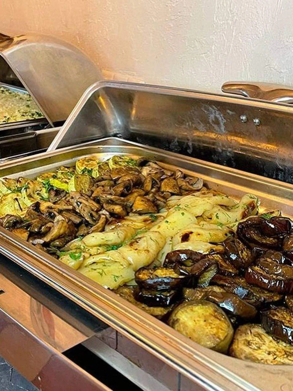 🌿 Майские праздники в уютной бухте Крыма — всё включено! Хотите провести майские у моря в красивом и