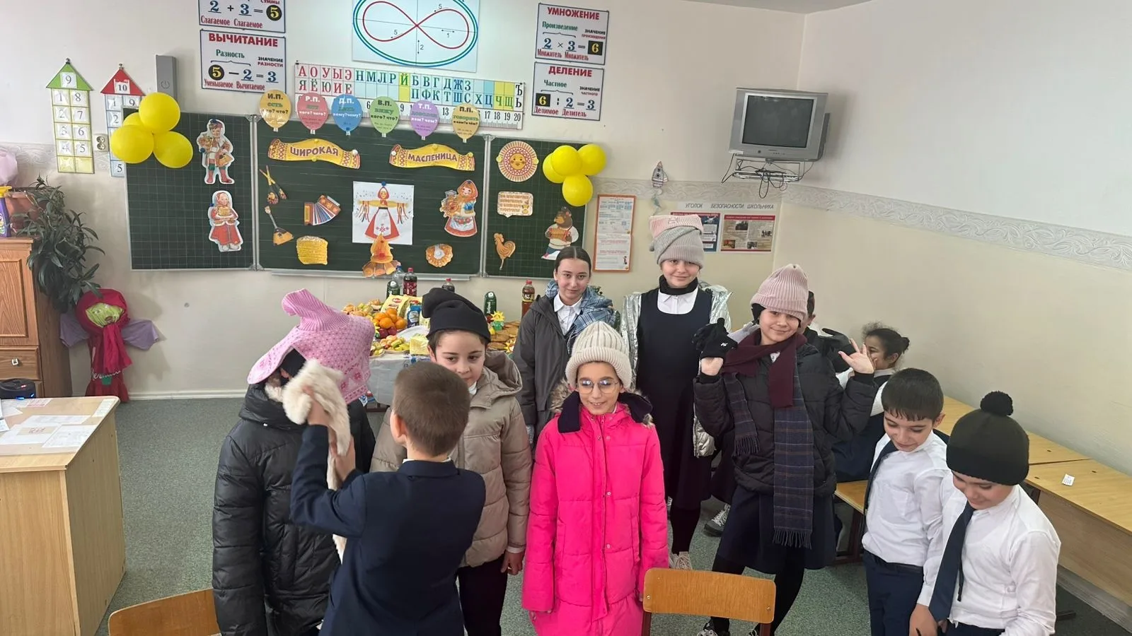 🎉 Масленица в нашей школе — праздник удался на славу! 🎉  В этом году в классах прошли настоящие масл