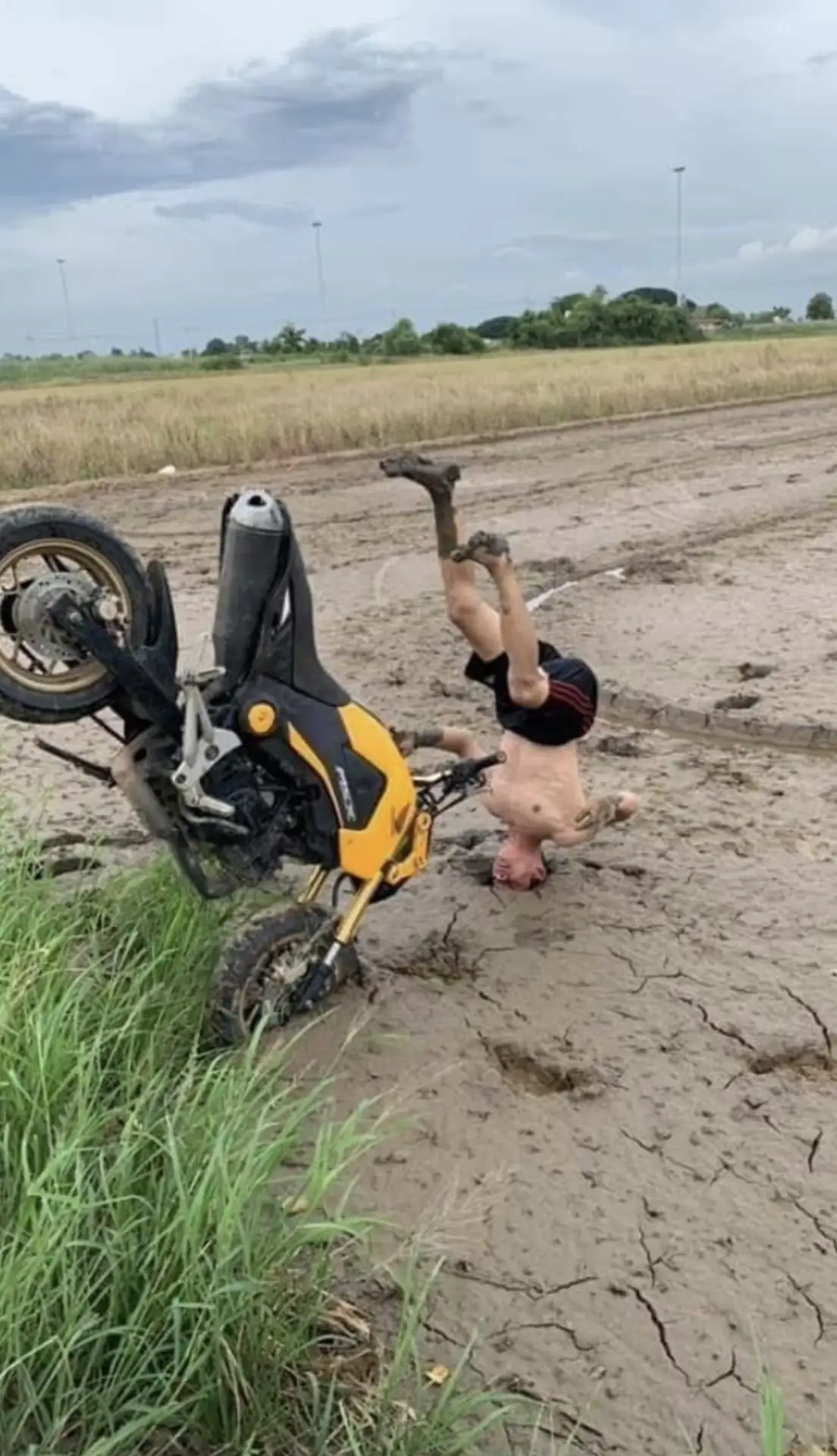 За секунду до🫡