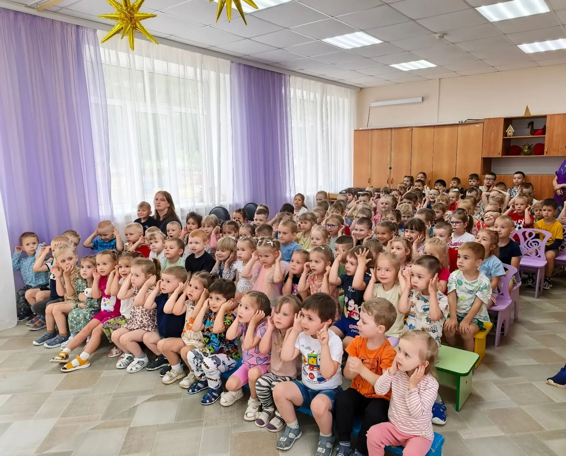 🌼 Сегодня в нашем музыкальном саду состоялось яркое и тёплое мероприятие - музыкально-...
