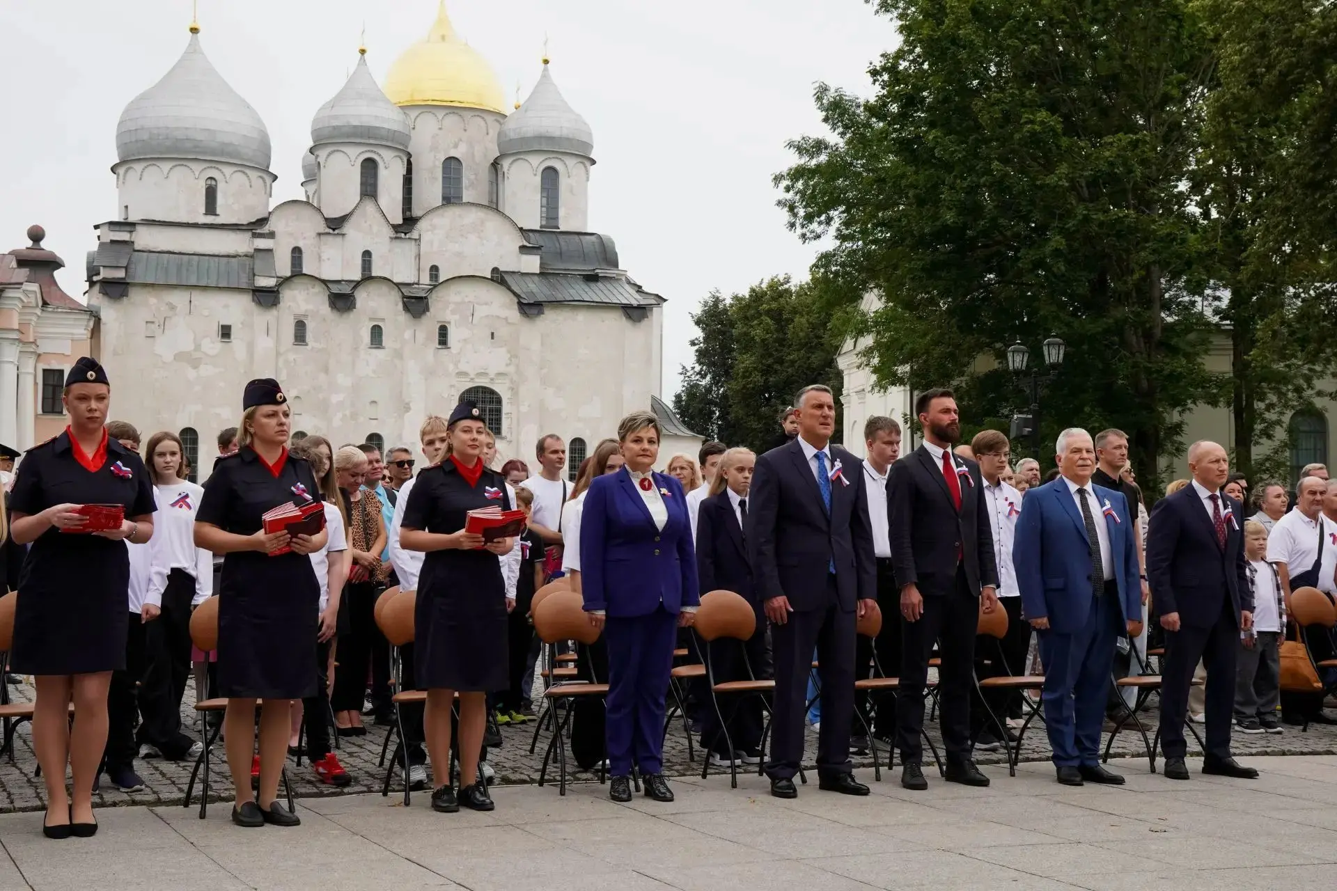 Новая глава начинается с первого паспорта!