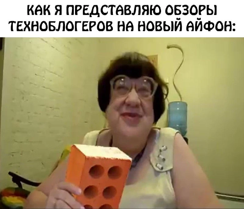 На своего старичка, 11-й айфон, я фотографировала все свои джунгли: каждый новый листочек монстеры, 