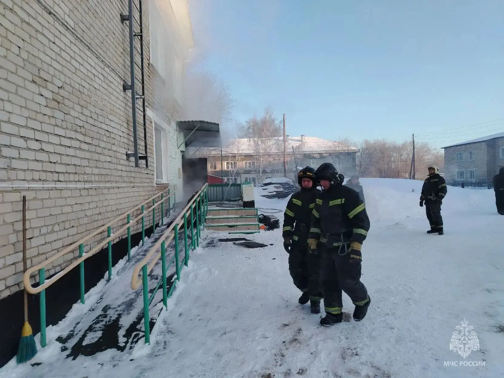 Подробности о пожаре в садике от МЧС Алтайского края👇  В Камне-на-Оби пожарные ликвидировали возгора