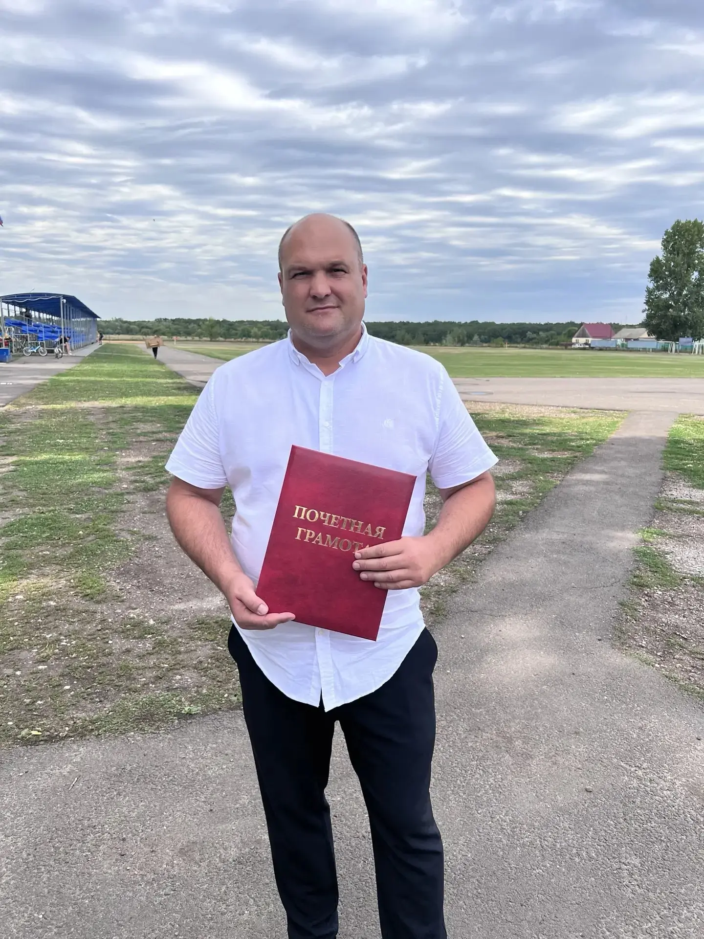 🎉Сегодня свой юбилейный  день рождения отмечает директор нашей спортивной школы, тренер по кикбокси