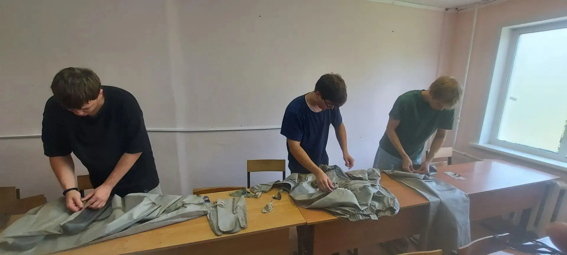 Сегодняшний день на военных сборах: физподготовка и РХБЗ! ⚡️

Наши студенты продолжают осваивать азы