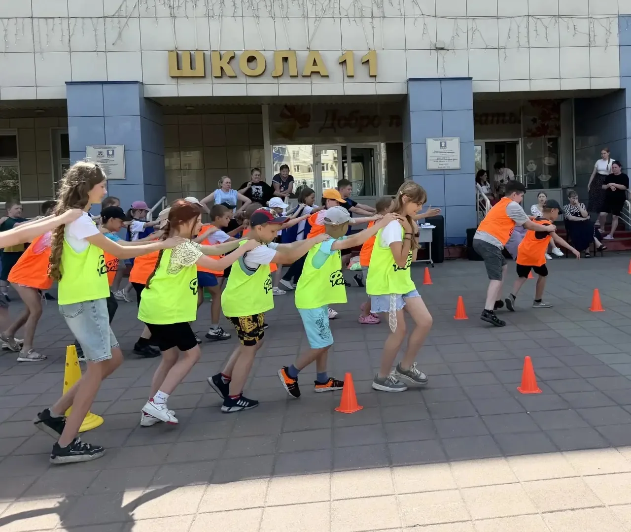 🏃🏻‍♂️‍➡️Летняя спортивная олимпиада в школьном лагере: азарт, рекорды и море позитива!

Сегодня в 