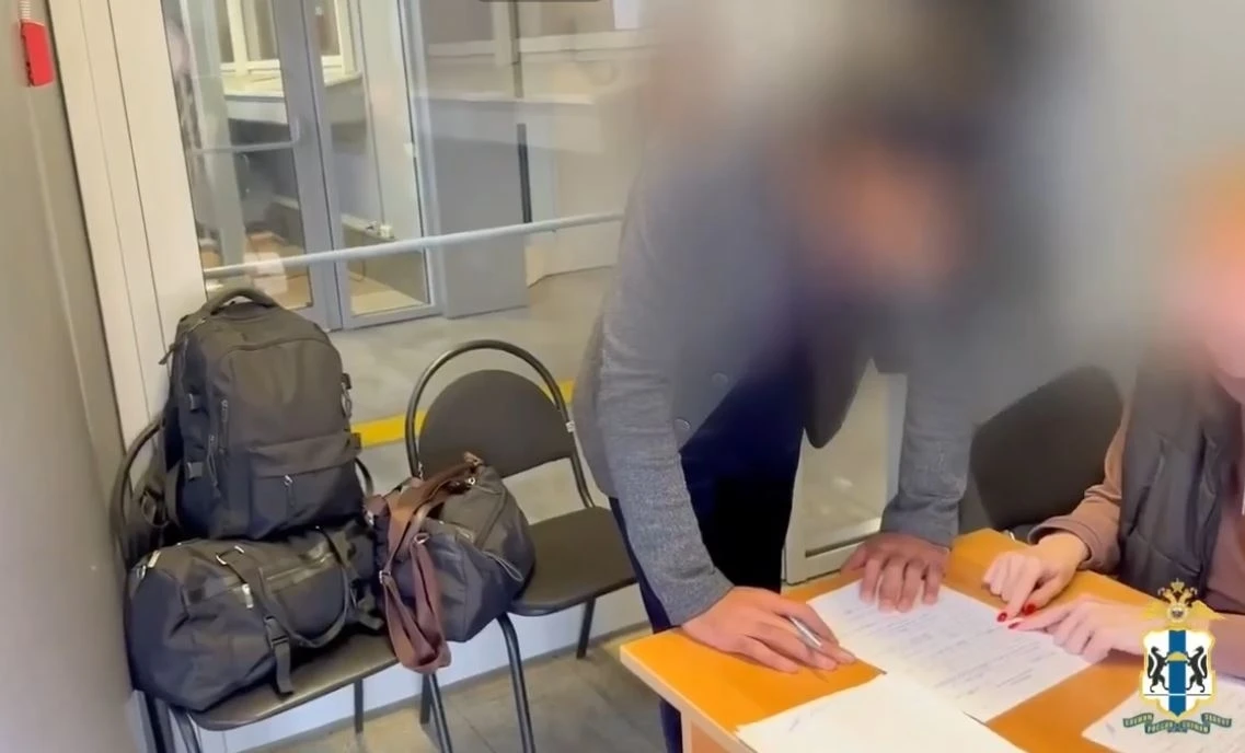 🚨 Подрядчик не благоустроил парки в Болотном и Линёво на 22 млн ₽