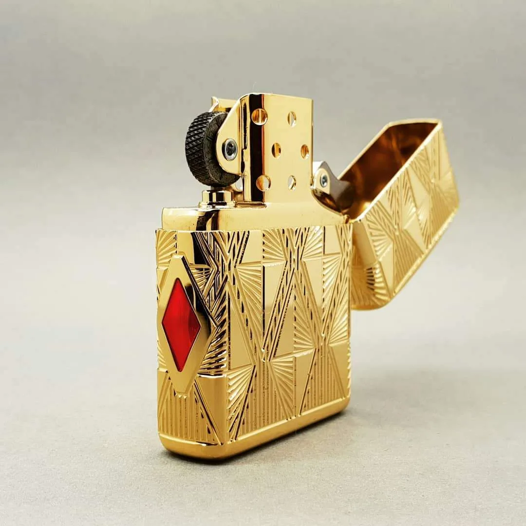 Zippo Armor 29671 Luxury Diamond Design, High Polish Gold Plate.
