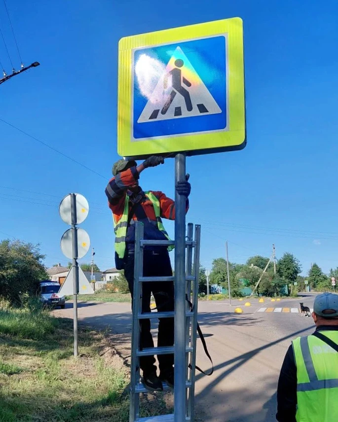 На автодороге 43К-28 Новопсков – Марковка – Меловое выполнены работы по повышению безоп...