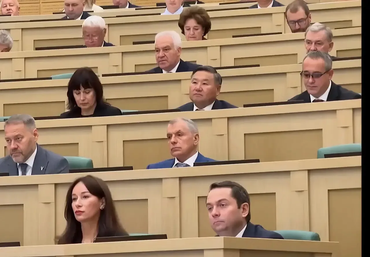 ⚡️Глава Тувы принял участие в парламентских слушаниях по проекту трехлетнего бюджета Ро...