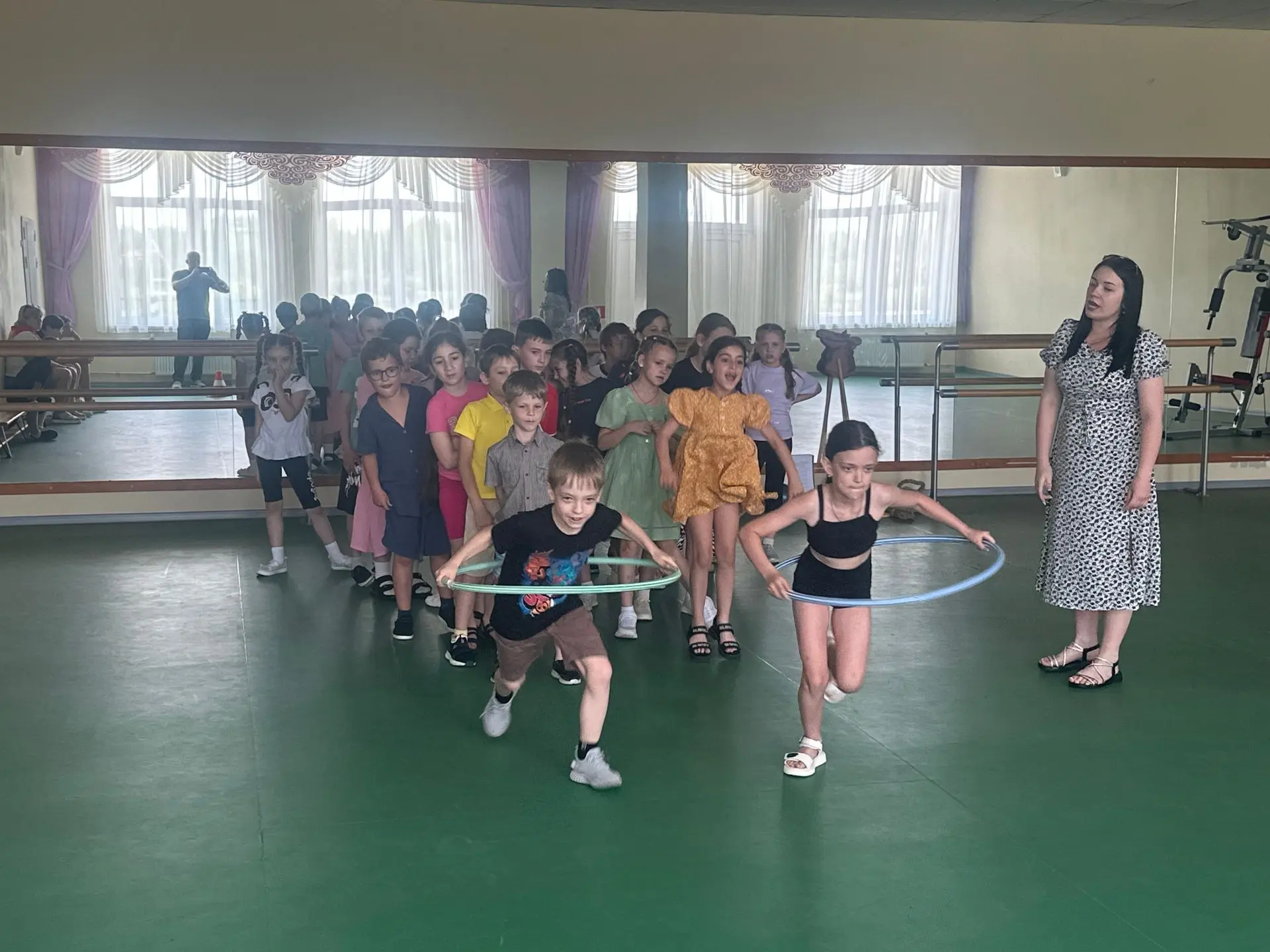10.06.2026г. в 11:00ч. МОАУ ООШ № 23 им.Н.Шабатько прошла игровая программа «Народная и...
