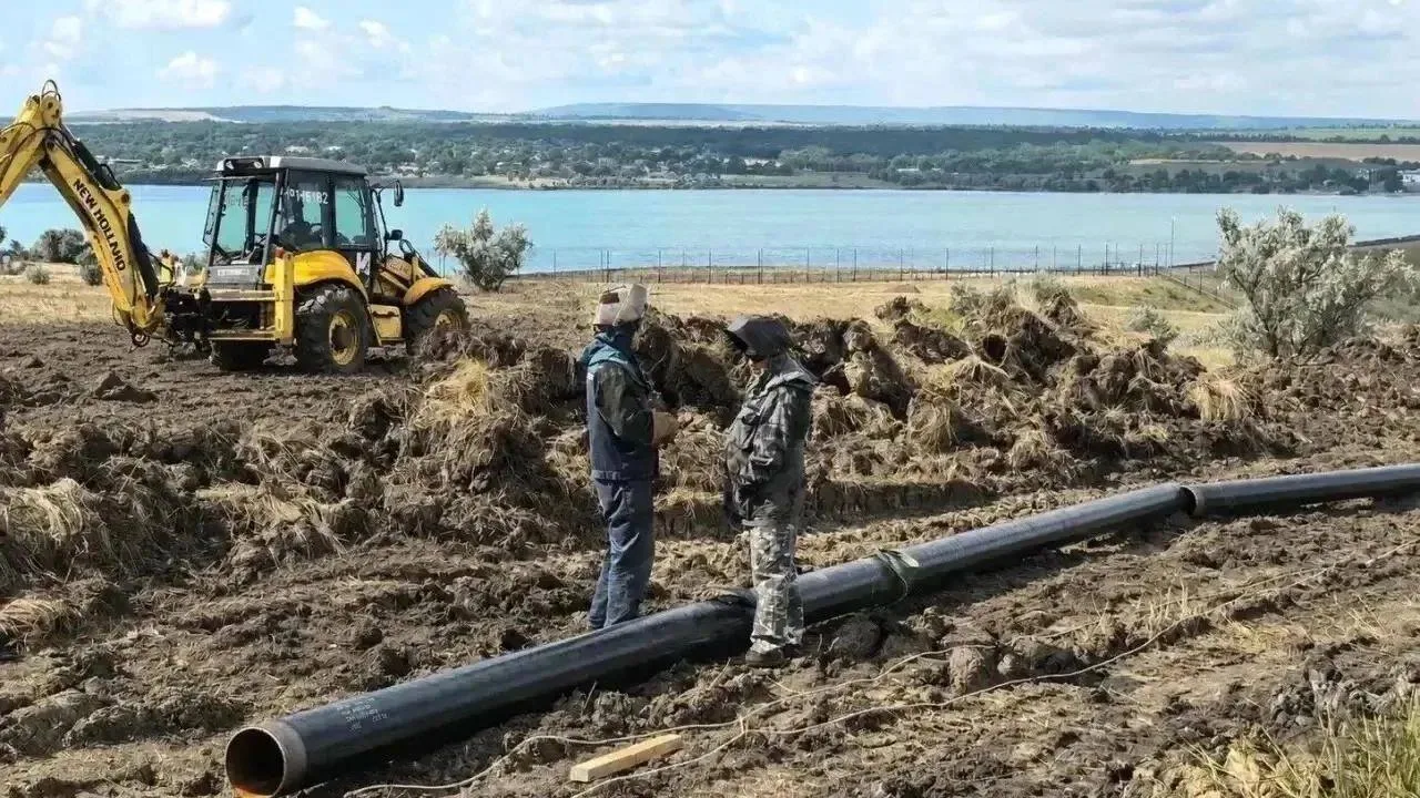 В Шпаковском округе из-за частых аварий начали капитальный ремонт Сенгилеевского водовода – этого не
