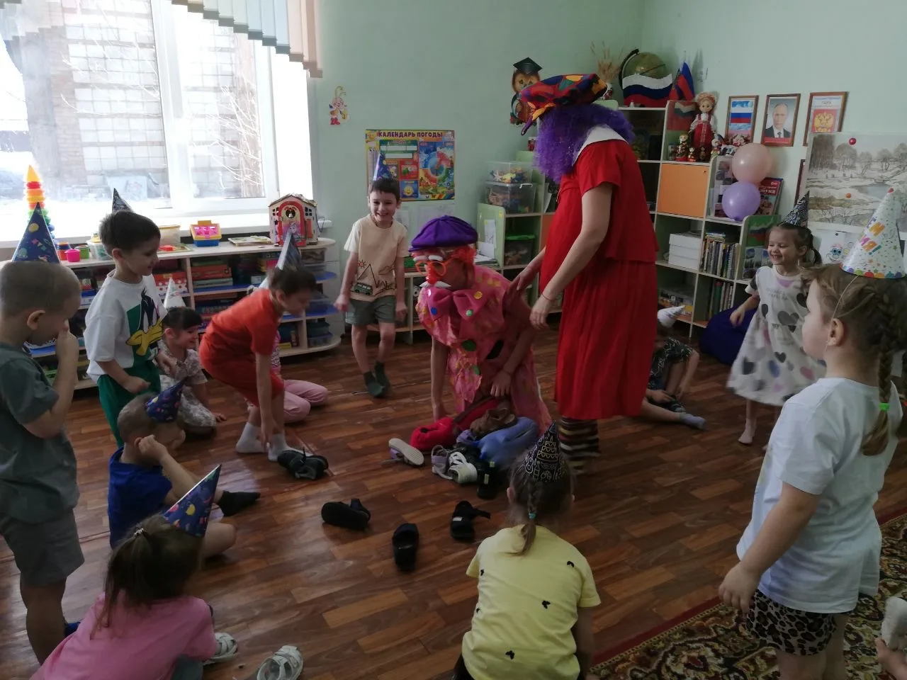 Сегодня в нашем детском саду царила особенная атмосфера — повсюду раздавался звонкий де...