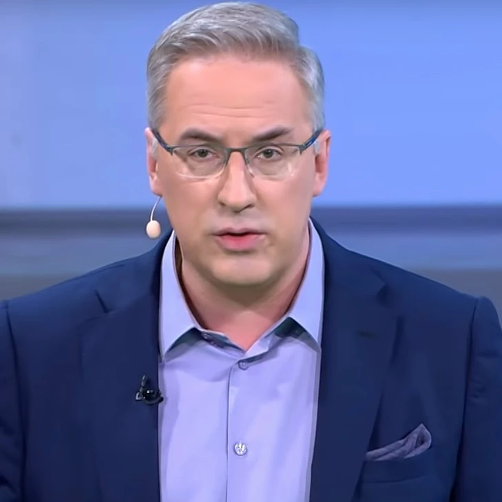 Подбрасывать наркотики "неграм рэп-исполнителям", чтобы пополнять обменный фонд между Россией и США,