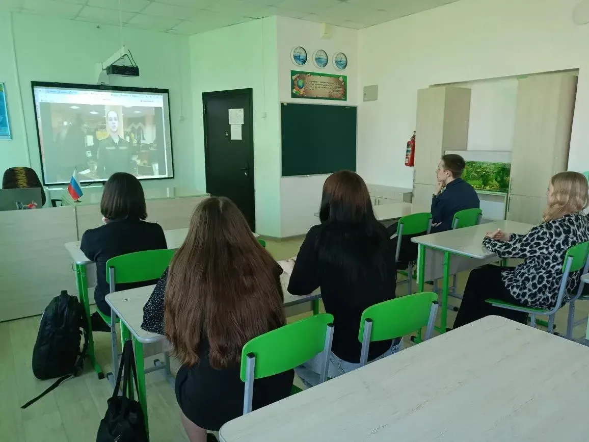 ✏️Есть такая профессия — Родину защищать»: поговорили с ребятами о военных профессиях!

29 апреля в 
