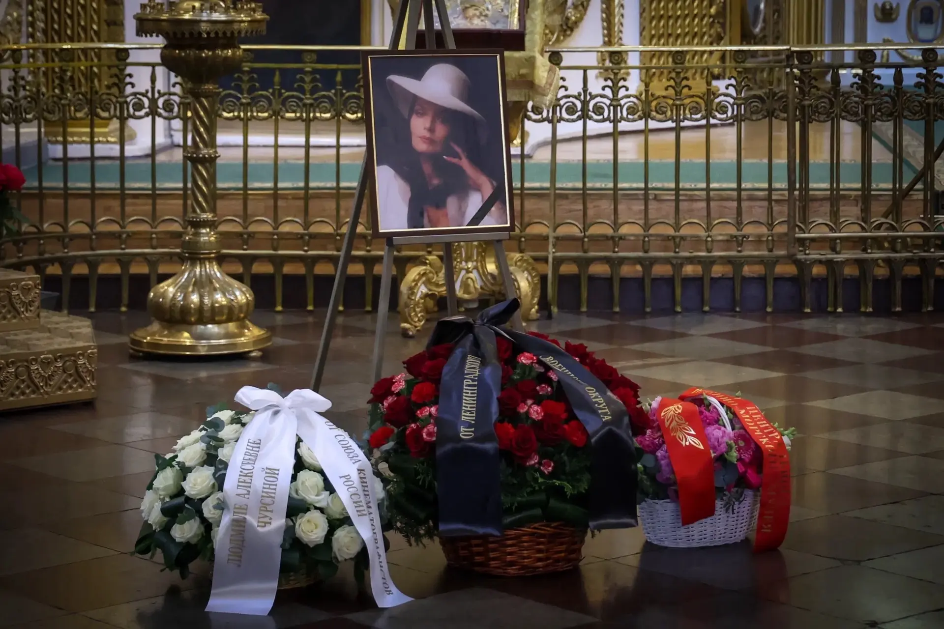 Фёдор Болтин: 

Петербург простился с выдающейся актрисой, народной артисткой СССР Людмилой Алексеев
