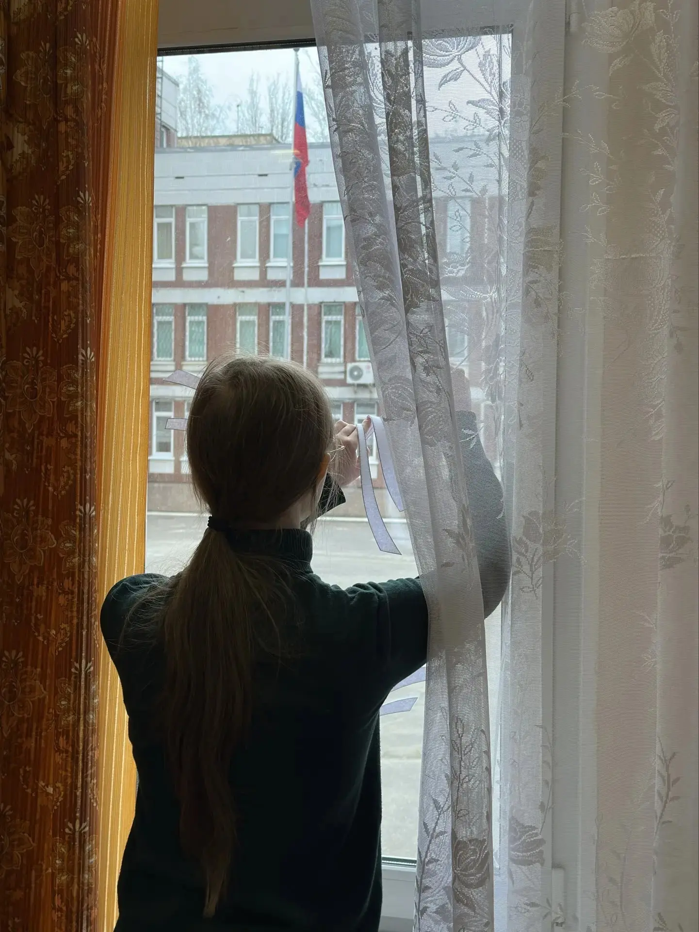 🕊️ «Окна Победы»: память, которая стала ближе  Наша школа присоединилась к Всероссийской акции «Окна
