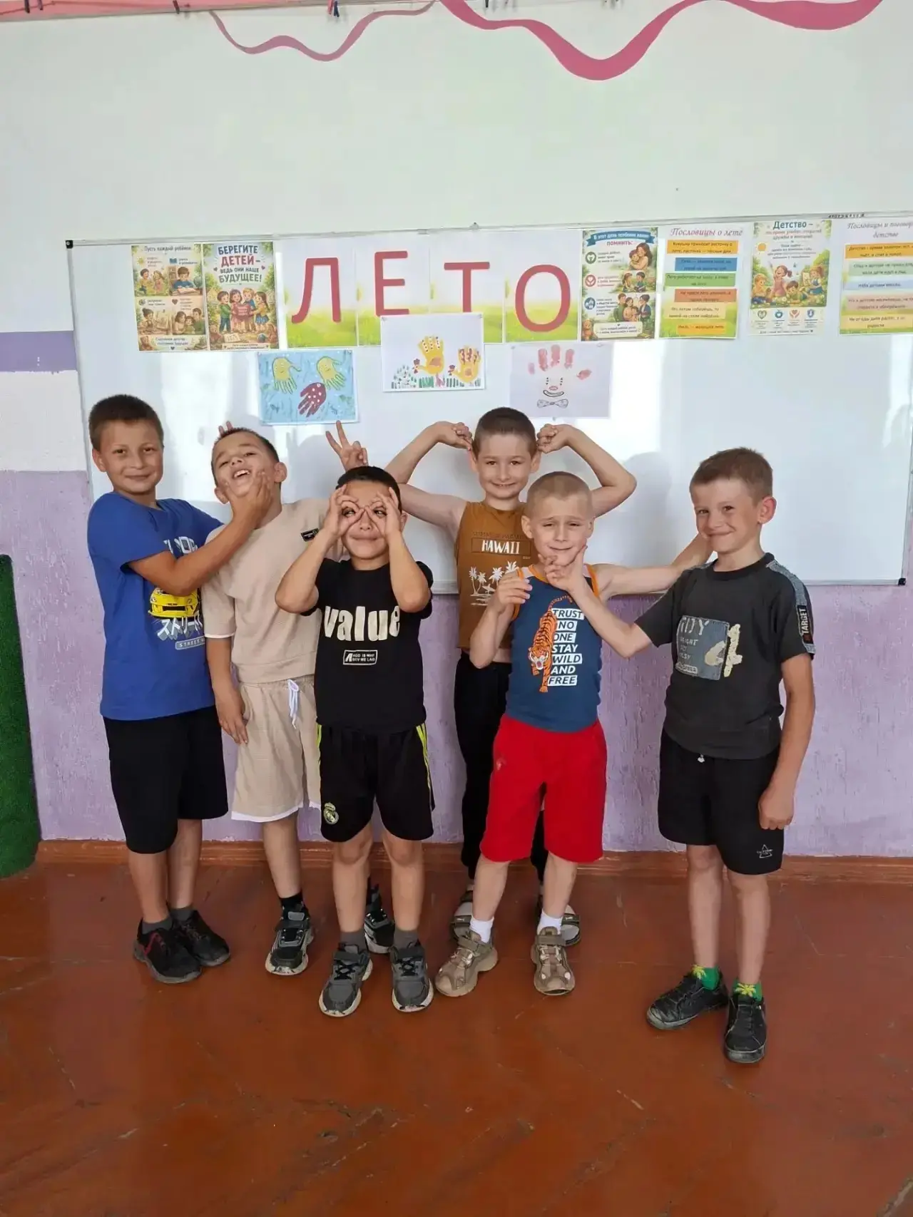 🌟✨ В летнем оздоровительном лагере «Орленок» прошло «Созвездие смеха»! ✨🌟

Мы начали с веселого пр