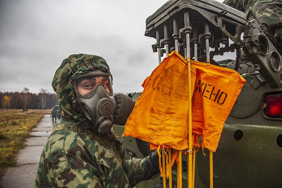 Сегодня мир всё сильнее засасывает в водоворот войн и конфликтов, и уже нельзя наверняка сказать, чт