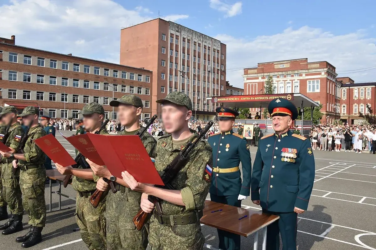 В Военной академии защиты информации имени генерала армии С.М.Штеменко состоялся торжес...