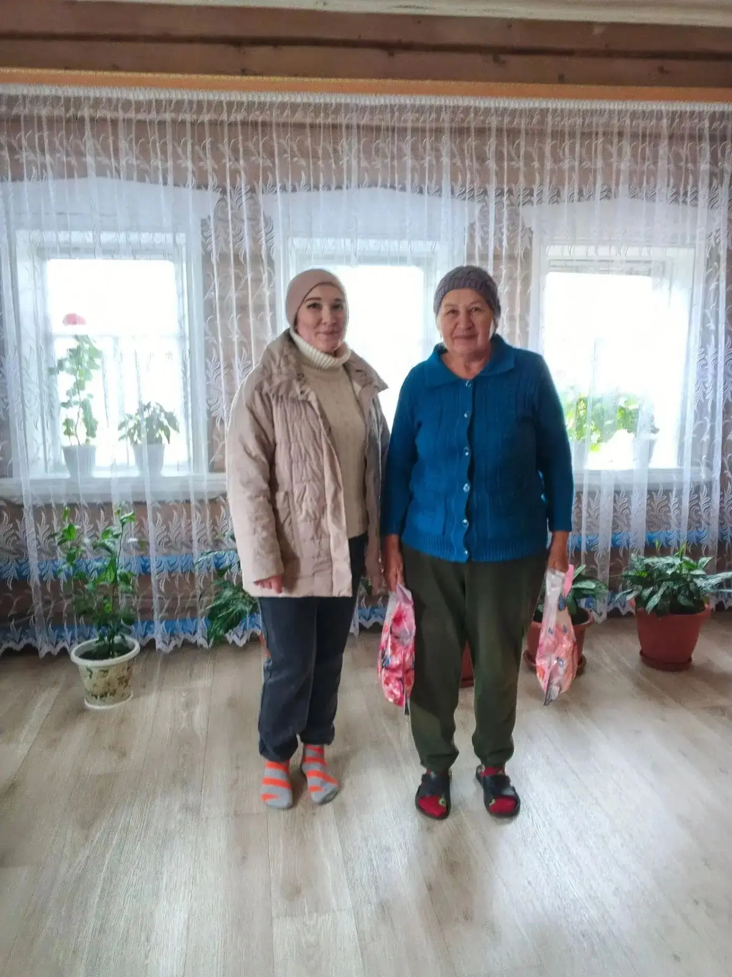 "Заря" ширкәтендә Өлкәннәр ункөнлегендә ветераннарны котладылар🤝