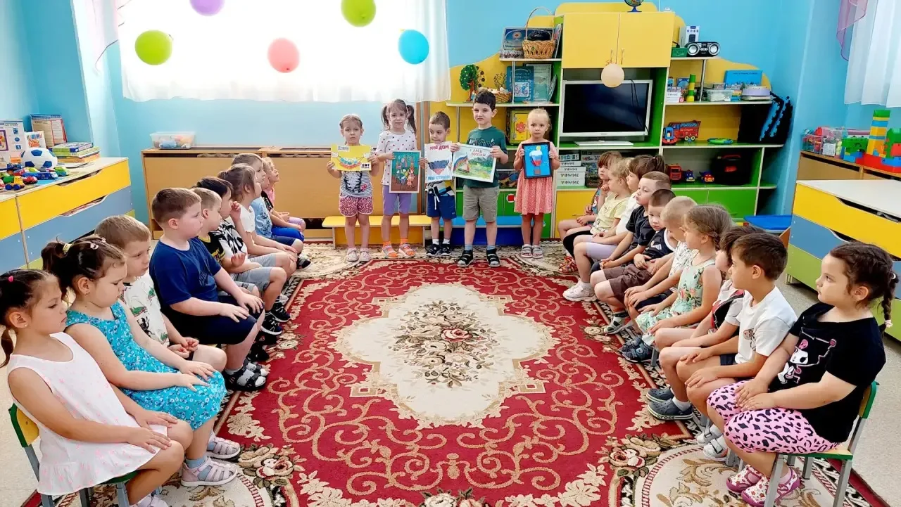 День России – праздник свободы, мира и доброго согласия всех людей на основе закона и с...