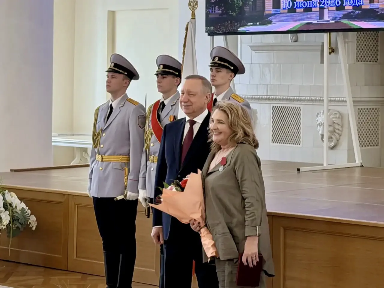 Гордость команды НПС

В Смольном губернатор Санкт-Петербурга Александр Беглов вручил государственные