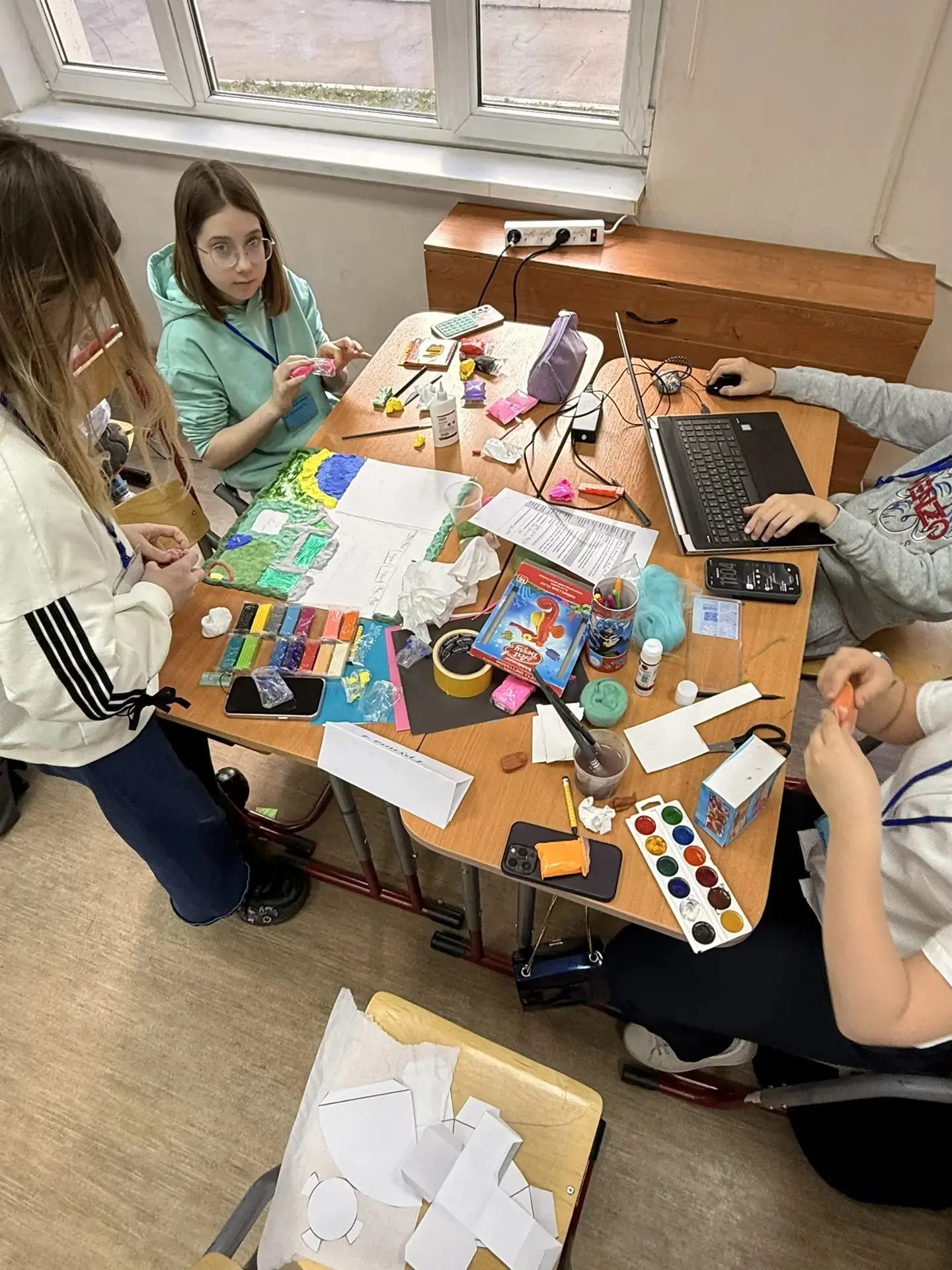 Школа моей мечты  Согласитесь, каждый взрослый вспоминает свои школьные годы. И каждый скажет, что ш