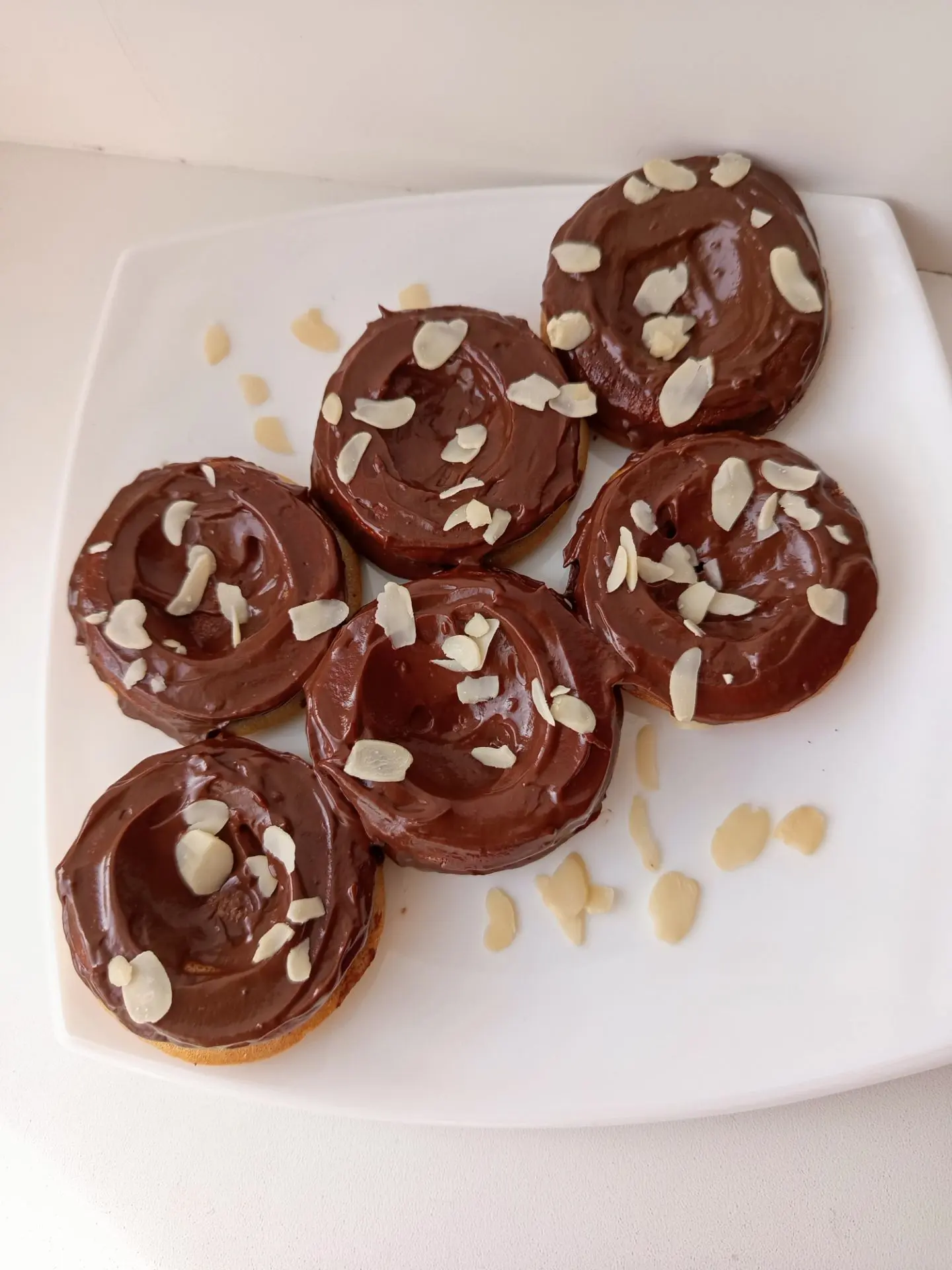 Сделала пончики 🍩 для внучки) так как форма одна, решила ещё и в виде мишек. Светлана,...