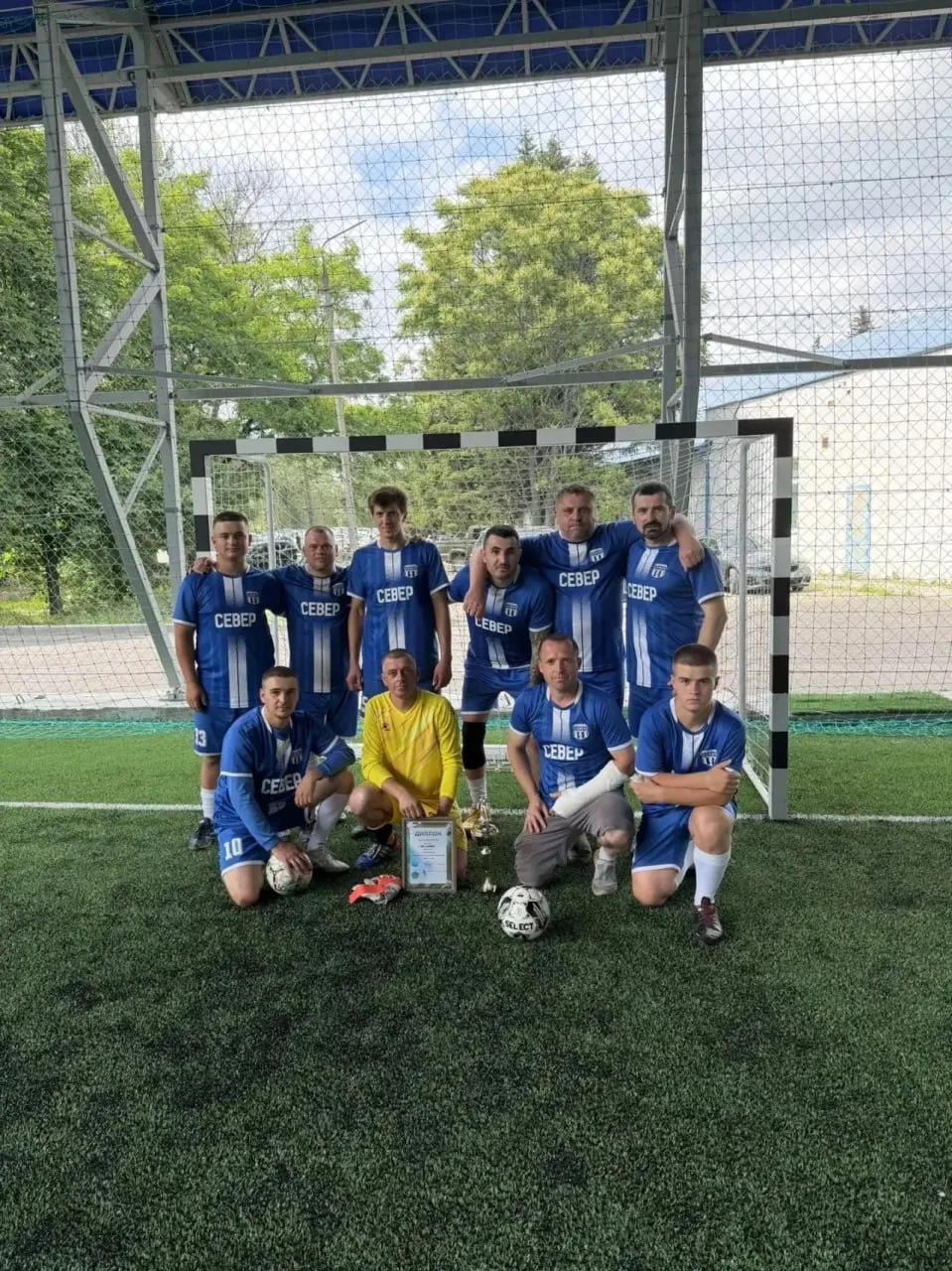 ⚽️ Серебро Второй лиги ЛНР по мини-футболу: гордимся нашими студентами! 

В Северодонецком технологи