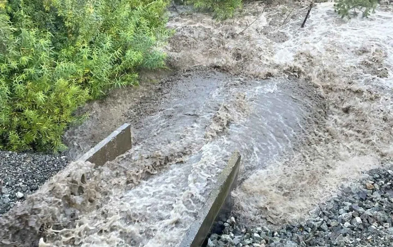 🌧️Власти Новокузнецка усиливают меры из-за подтоплений после сильных дождей

После затяжных ливней 