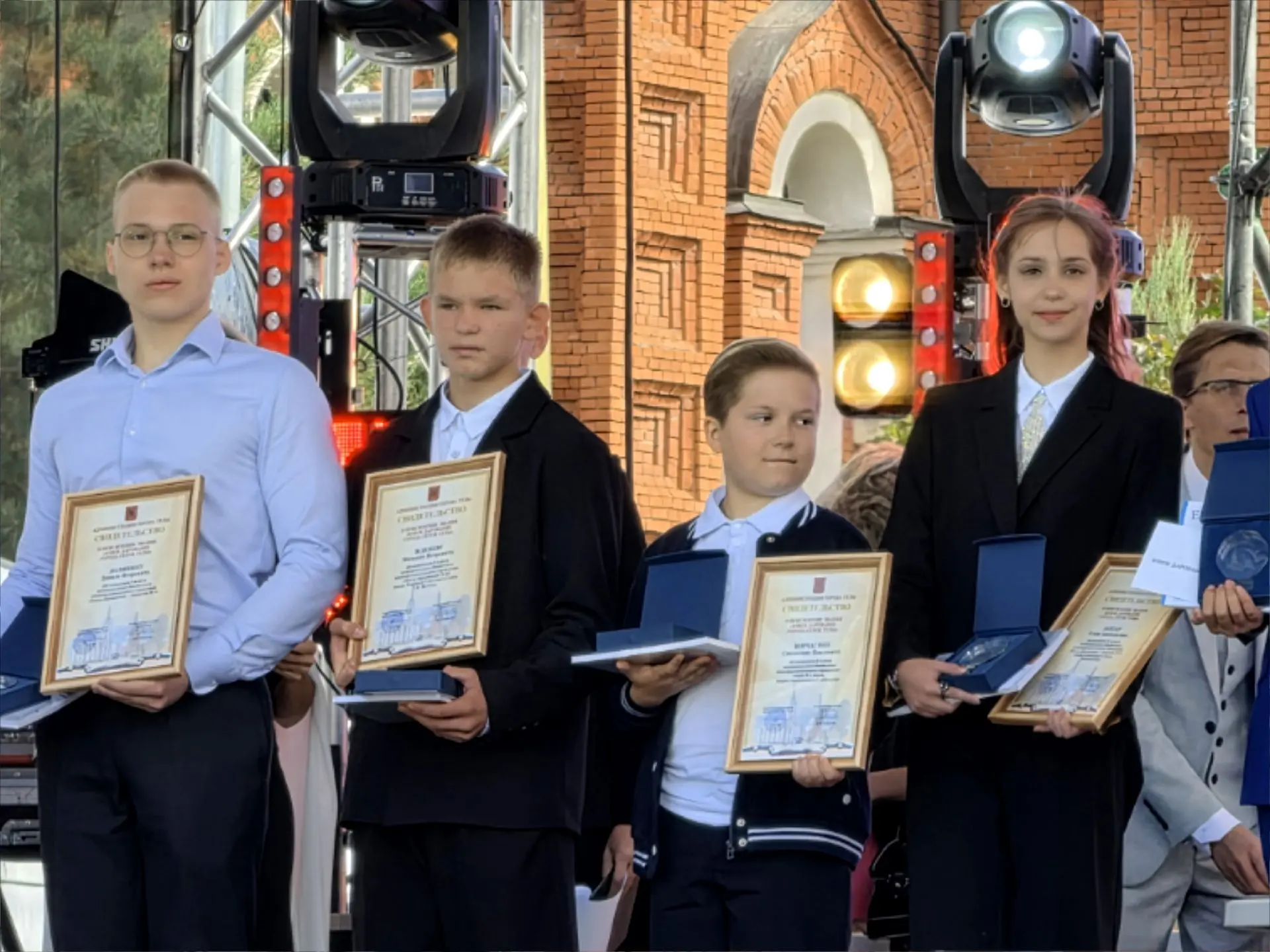 🎉 Поздравляем Михаила Жденева, ученика 8Б класса  СП  "Школа" (классный руководитель-М...