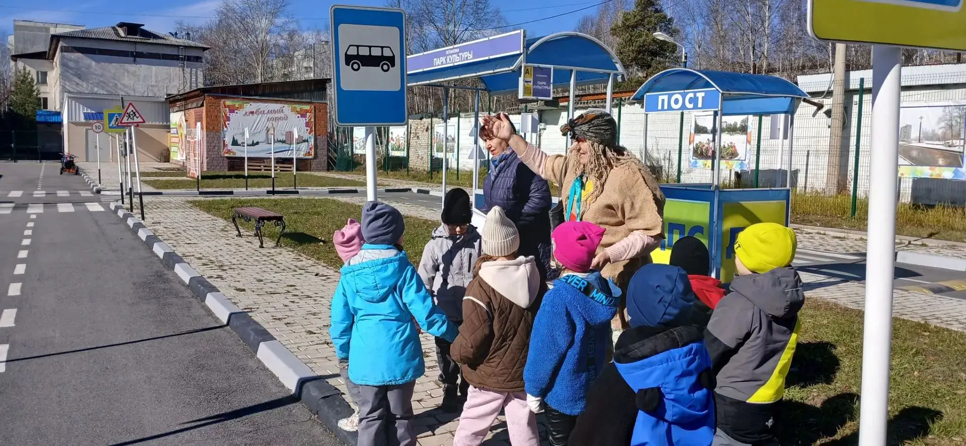 Автогородок — это место, где дети могут безопасно обучаться правилам дорожного движения...